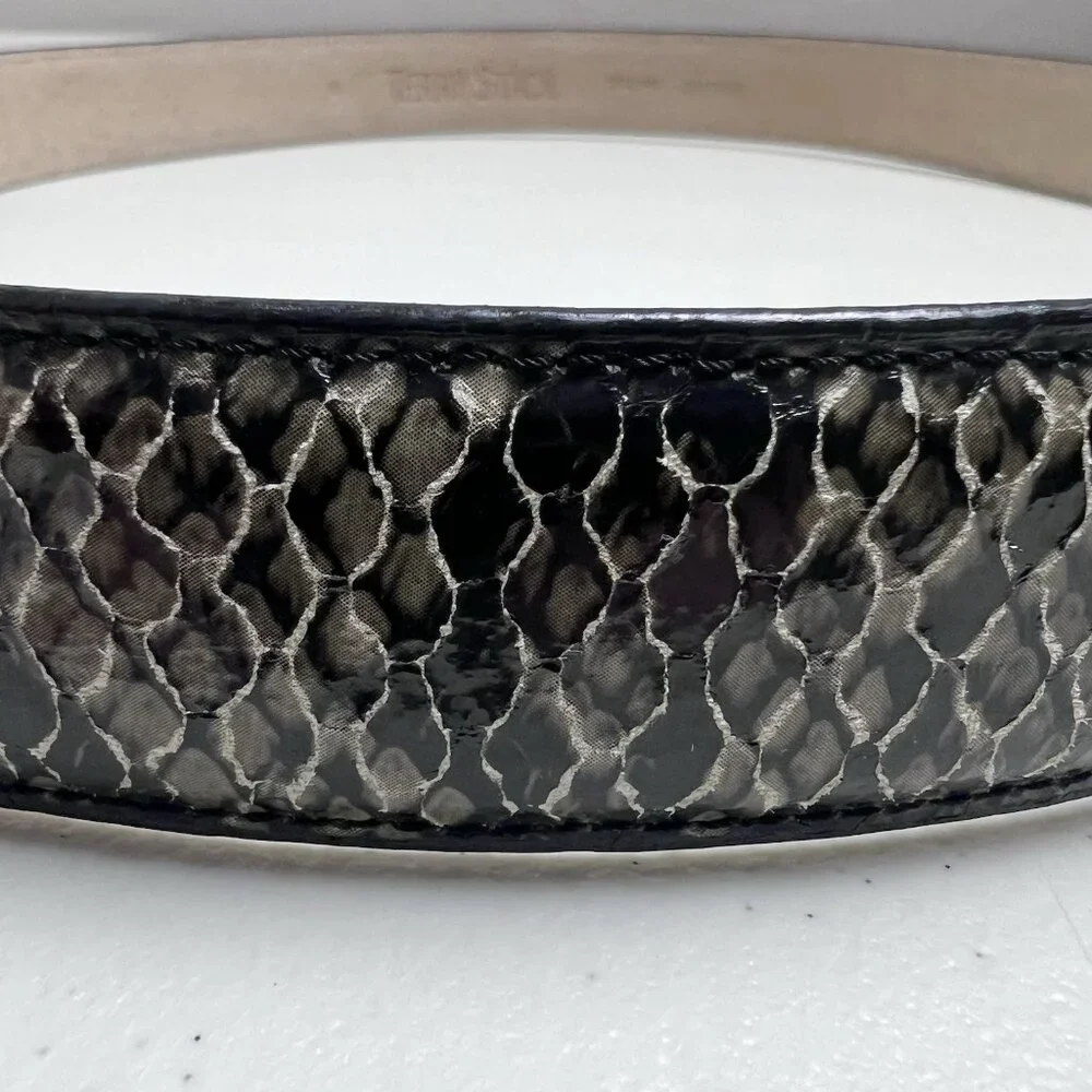 Terry Stack Italian Leather Hook & Loop Belt Womens Size Large NO BUCKLE‎